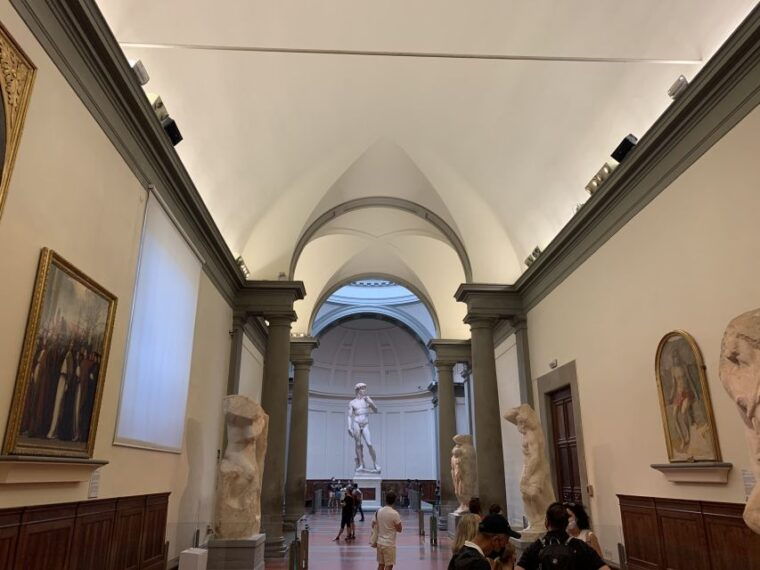skip-the-line-accademia-tour-see-michelangelos-david