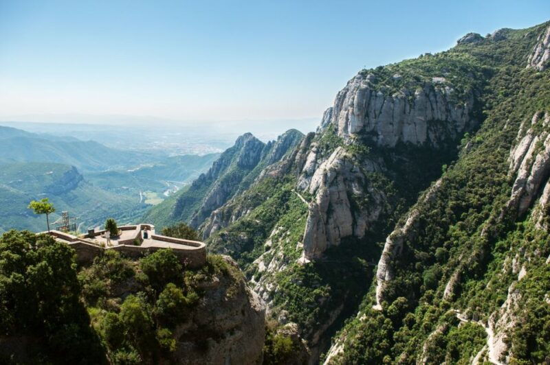 skip-the-line-barcelona-montserrat-tour-with-pick-up