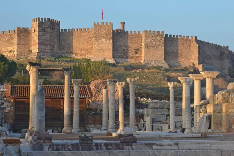 skip-the-line-basilica-cistern-hagia-sophia-istanbul-tour