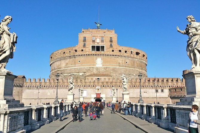 skip-the-line-castle-santangelo-museum-bridge-private-guided-tour-in-rome