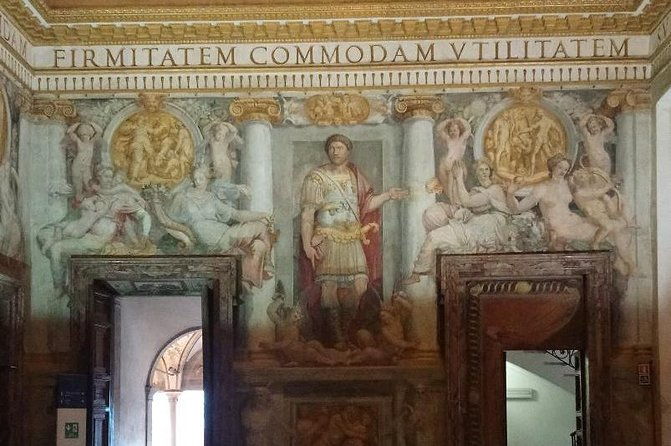 skip-the-line-castle-santangelo-museum-bridge-private-guided-tour-in-rome