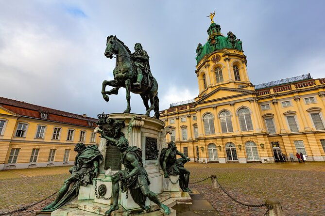 skip-the-line-charlottenburg-palace-private-tour-transfers