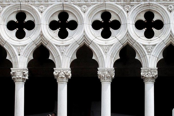 skip-the-line-doges-palace-guided-tour-in-venice