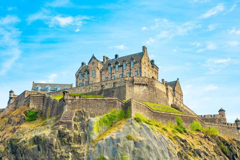 skip-the-line-edinburgh-castle-with-old-town-walking-tour