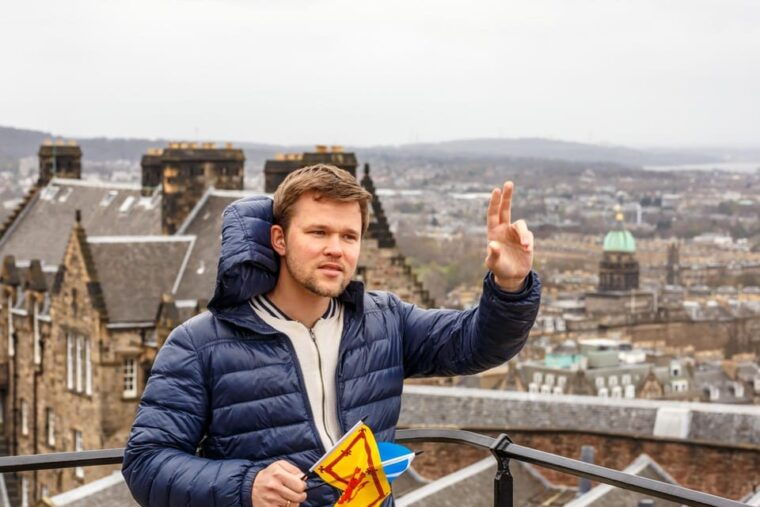 skip-the-line-edinburgh-castle-with-old-town-walking-tour