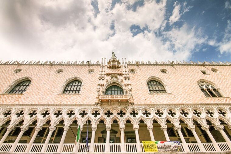 skip-the-line-guided-tour-of-doges-palace