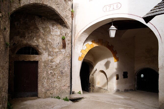 skip-the-line-hohensalzburg-fortress-private-tour-and-ticket