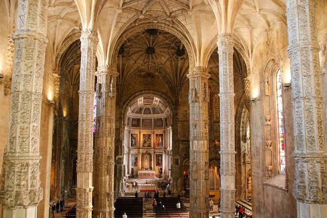 skip-the-line-jeronimos-monastery-lisbon-tour-with-tickets