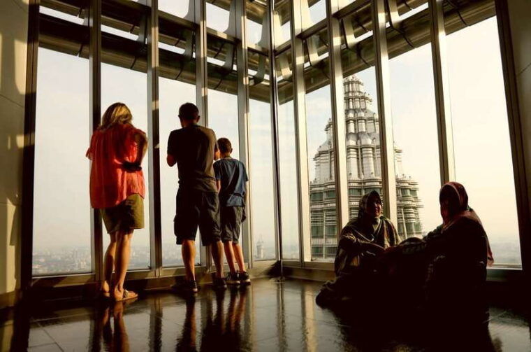 skip-the-line-kuala-lumpur-petronas-towers-e-tickets