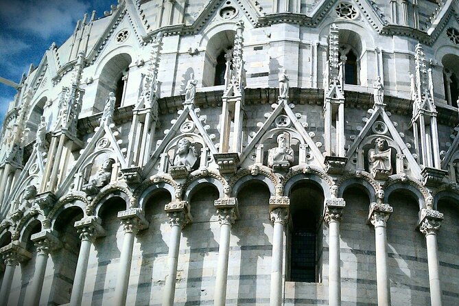 skip-the-line-leaning-tower-of-pisa-guided-small-group-tour