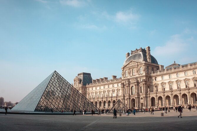 skip-the-line-louvre-museum-ticket-and-guided-tour