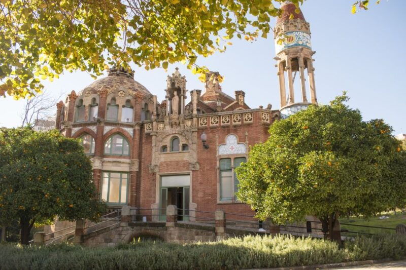 skip-the-line-modernist-complex-of-sant-pau-private-tour