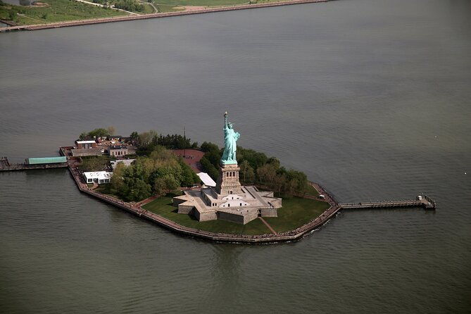 skip-the-line-moma-museum-statue-of-liberty-st-patricks-cathedral-with-audio