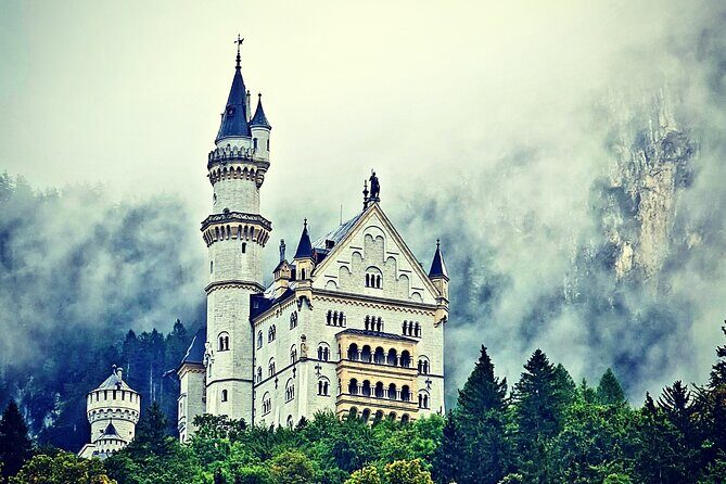 Skip the Line: Neuschwanstein Castle Private Tour From Füssen or Hohenschwangau - FAQ