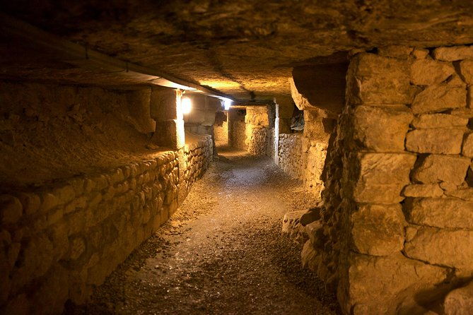 skip-the-line-paris-catacombs-special-access-tour