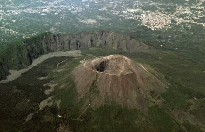 skip-the-line-pompeii-mt-vesuvius-day-trip-from-sorrento