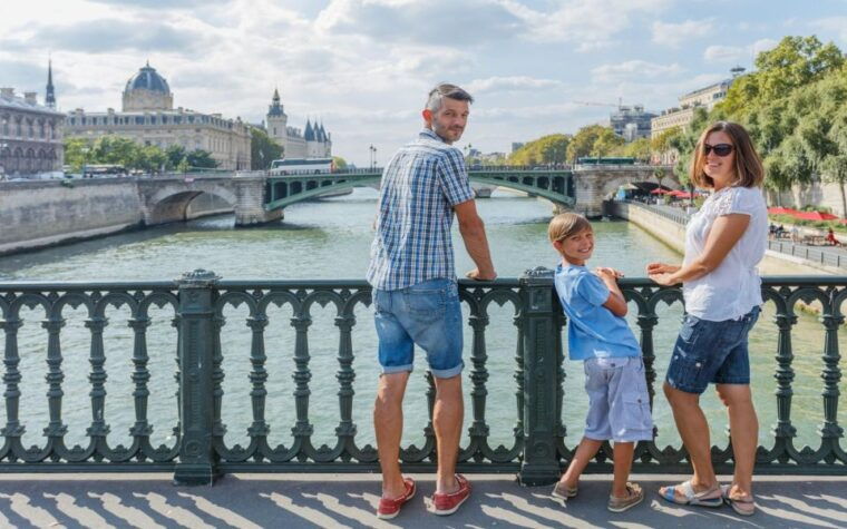 skip-the-line-pompidou-center-paris-old-town-tour-tickets