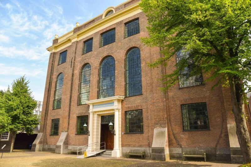 skip-the-line-portuguese-synagogue-jewish-amsterdam-tour-2