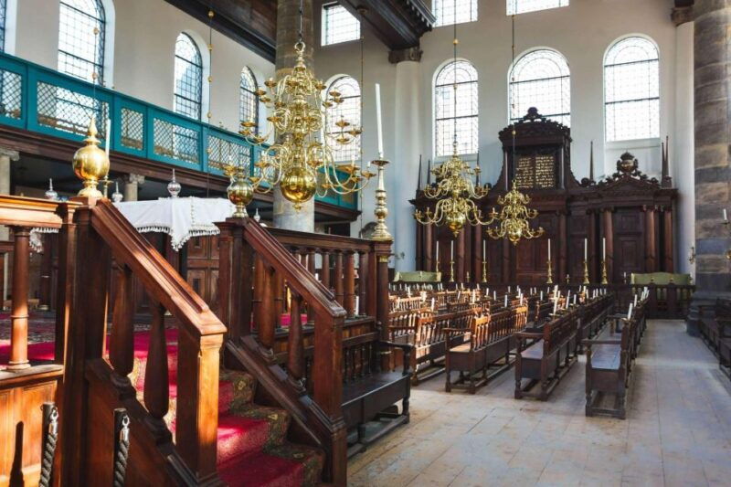 skip-the-line-portuguese-synagogue-jewish-amsterdam-tour-2