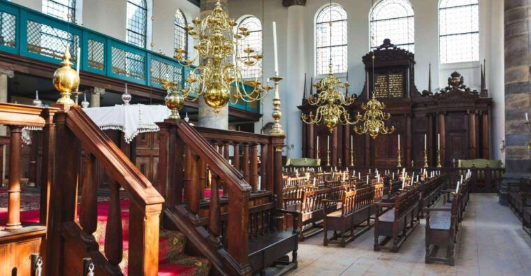 skip-the-line-portuguese-synagogue-jewish-amsterdam-tour-2