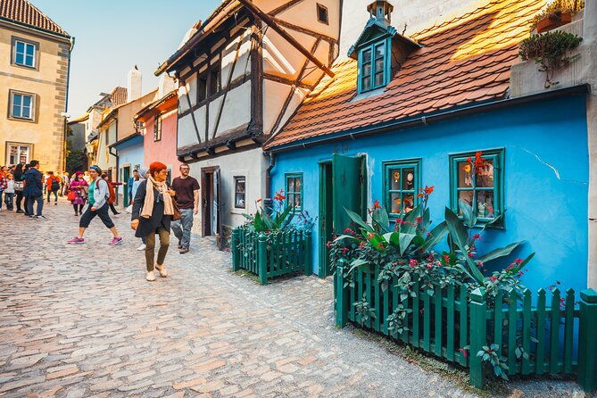skip-the-line-prague-castle-interiors-tour-with-local-guide-3