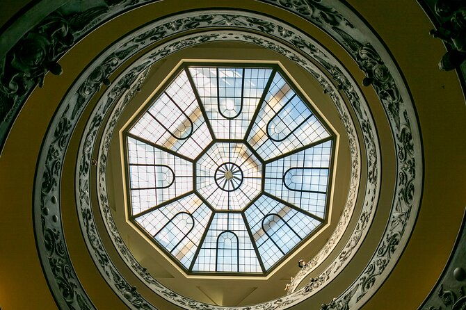 skip-the-line-private-vatican-and-sistine-chapel-tour