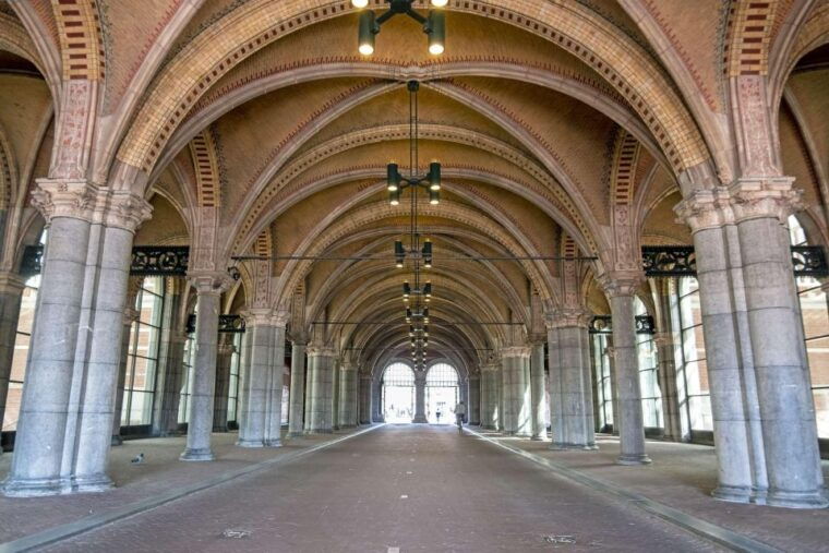 skip-the-line-rijksmuseum-and-old-town-private-guided-tour