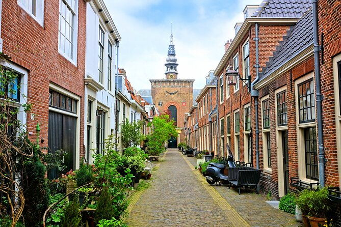 skip-the-line-royal-palace-of-amsterdam-private-guided-tour