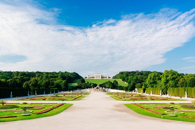 skip-the-line-schonbrunn-palace-guided-tour-and-vienna-historical-city-tour