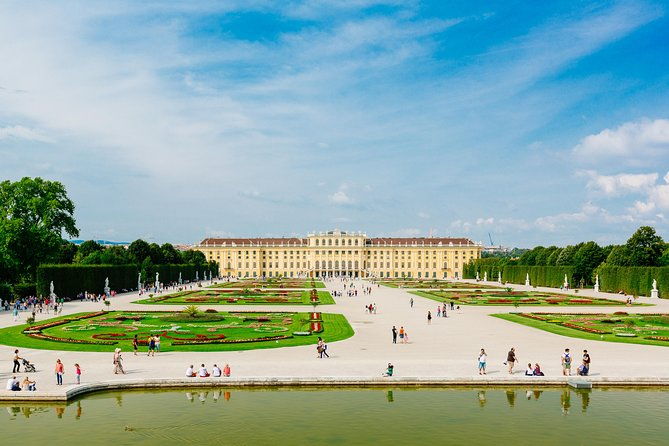 skip-the-line-schonbrunn-palace-guided-tour-and-vienna-historical-city-tour