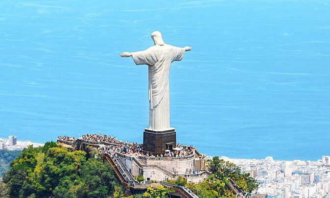 skip-the-line-to-christ-redeemer-visit-to-sugar-loaf-and-barbecue-lunch