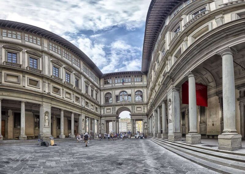 skip-the-line-uffizi-gallery-old-town-duomo-private-tour