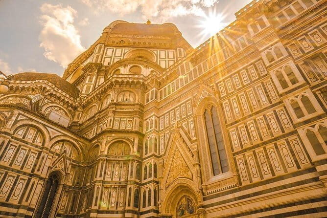 Skip-the-Line Uffizi Museum & Gallery Tour with Leonardo & Michelangelo Works - Authentic Insights from Reviewers