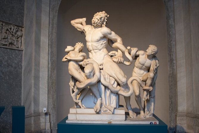 skip-the-line-vatican-and-sistine-chapel-private-night-tour