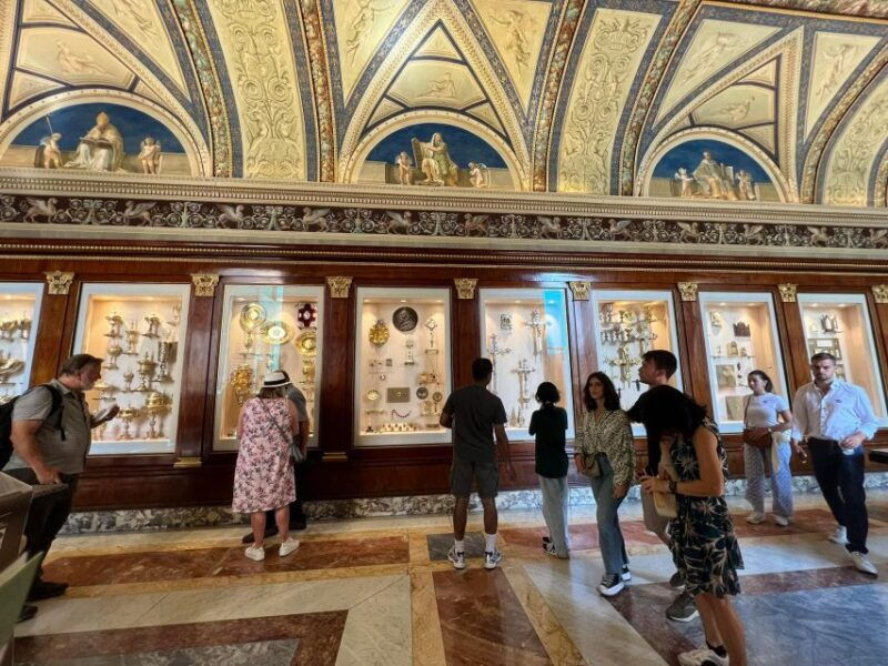 skip-the-line-vatican-museum-sistine-chapel-basilica-tour