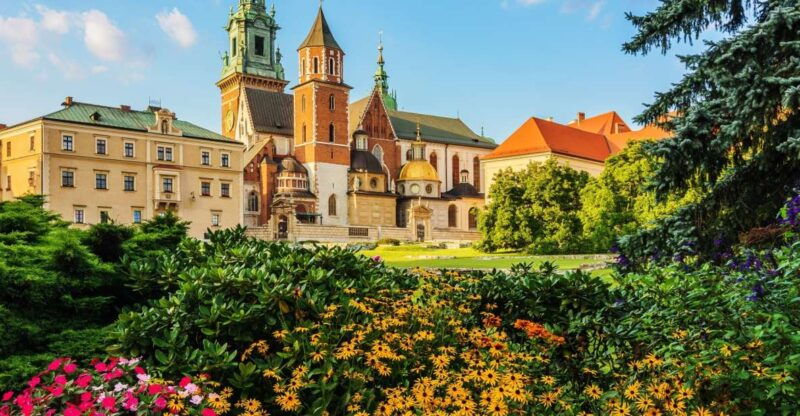 skip-the-line-wawel-castle-chambers-small-group-tour