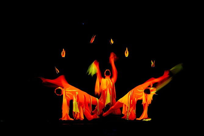 skip-the-line-wow-show-black-light-theater-in-prague-ticket