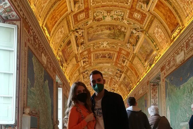 skiptheline-vatican-museums-sistine-chapel-with-expert-tourguide