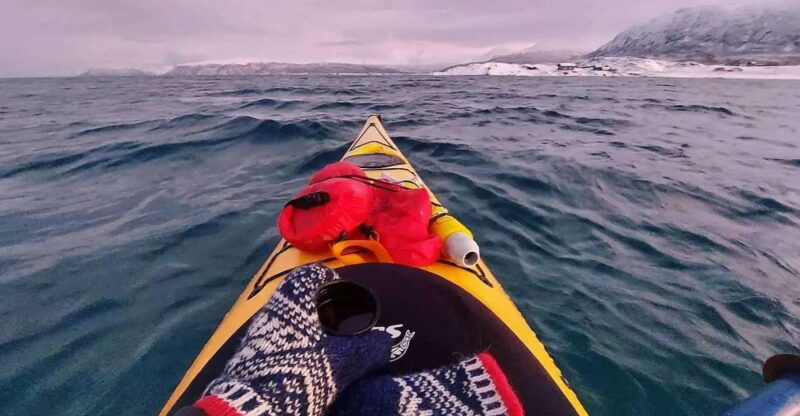 skrova-island-winter-guided-kayak-tour-2hours