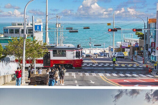 Sky Capsule, Gamcheon, Oryukdo & Huinnyeoul Village Day Tour - In-Depth Look at the Tour Experience