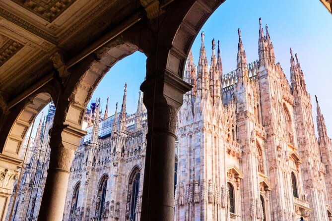 sky-high-delights-duomo-tour-with-rooftop-adventure