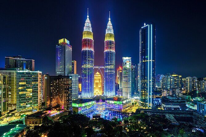 Sky-High Dining Experience at the Iconic Petronas Twin Towers - Authentic Experiences from Travelers