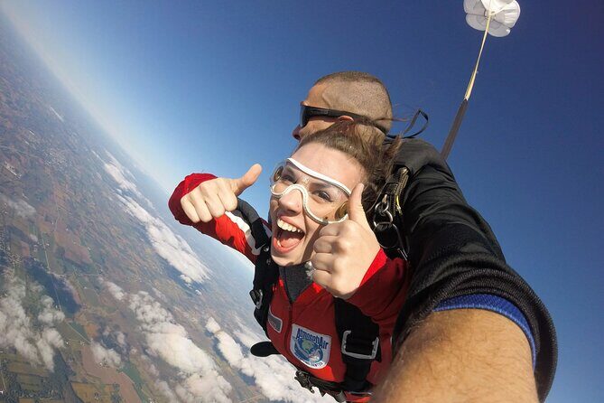 Skydive Abu Dhabi With Transfer From Dubai - Key Points