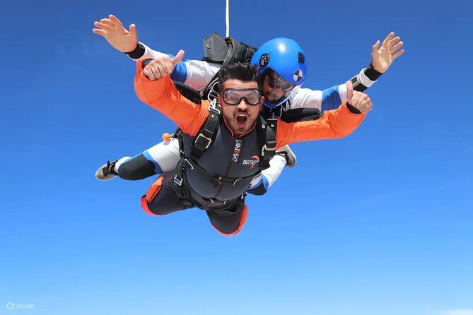 Skydive Abu Dhabi With Transfer From Dubai - Why This Tour Stands Out