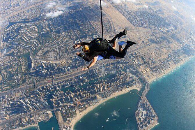 Skydive Over The Palm with Private Transportation - FAQ