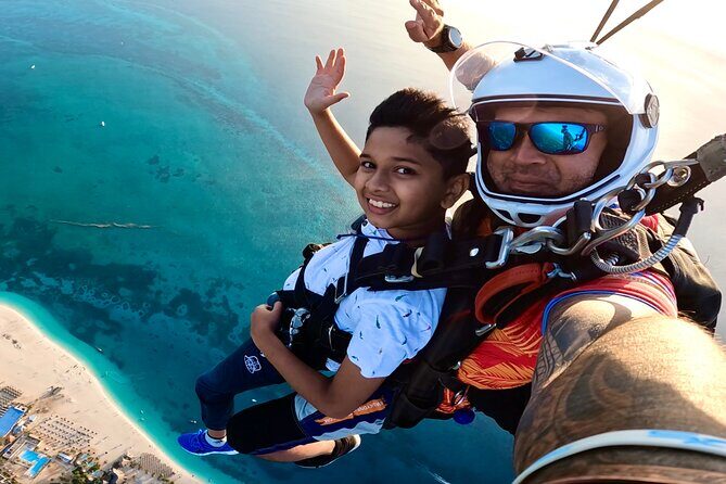Skydive Zanzibar | Tandem Skydive - What to Expect from Your Zanzibar Skydive Adventure