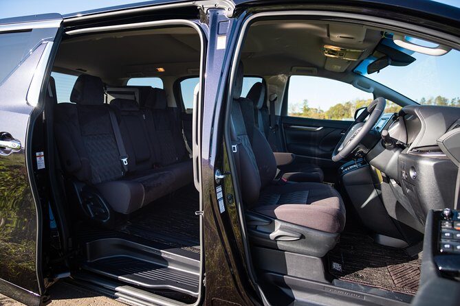 SkyExpress Private Transfer: New Chitose Airport to Sapporo (3 Passengers) - A Closer Look at the SkyExpress Private Transfer