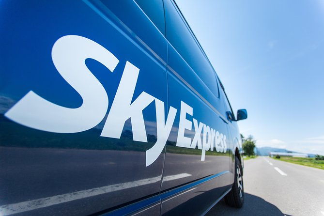 skyexpress-private-transfer-sapporo-to-hakodate-8-passengers
