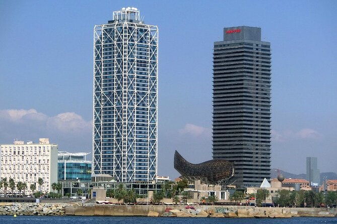 skyline-sailing-in-barcelona