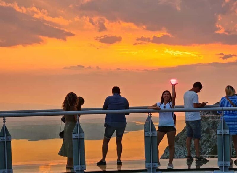 Skywalk (1228 m) and St. George (1762 m) Defender Tour - What Reviewers Loved Most